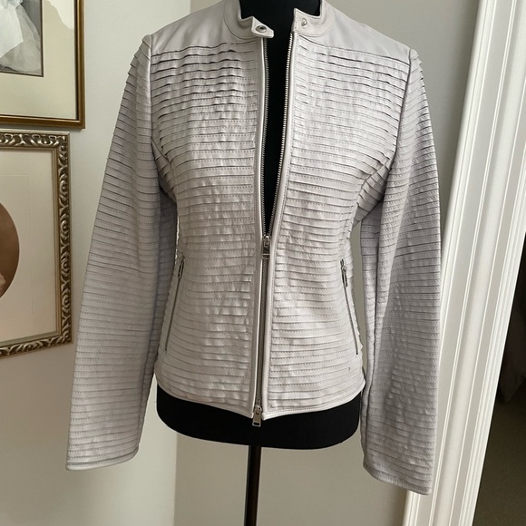 Leather Jacket by La Marque. Light grey NWOT - Picture 4 of 7